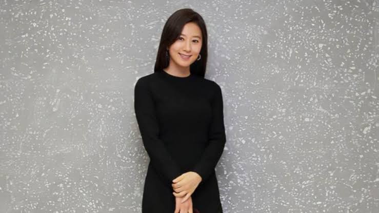 Karisma Tanpa Batas: Alasan Kim Hee Ae Kembali Memilih Proyek Adaptasi BBC